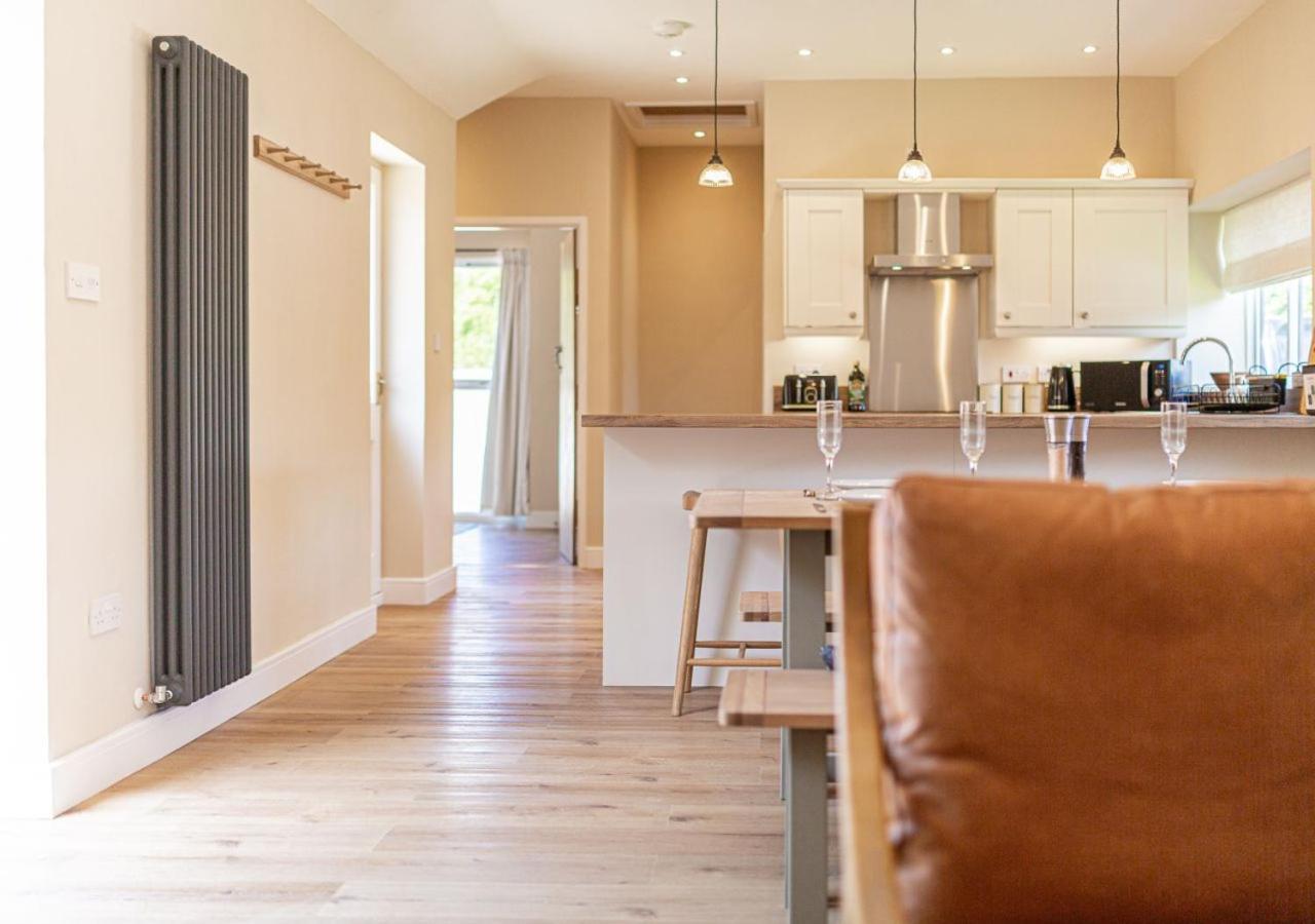 The Barn In Longhope - Luxury Barn Conversion מראה חיצוני תמונה
