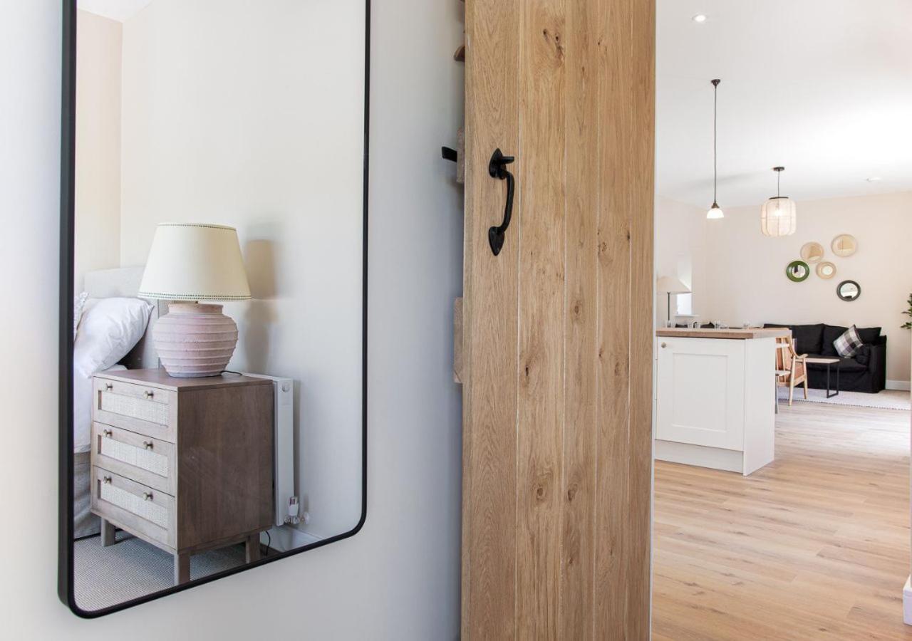 The Barn In Longhope - Luxury Barn Conversion מראה חיצוני תמונה
