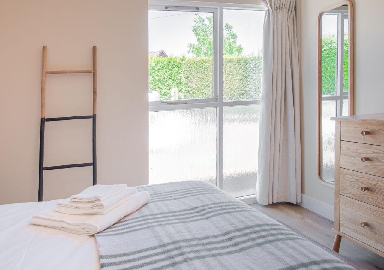The Barn In Longhope - Luxury Barn Conversion מראה חיצוני תמונה